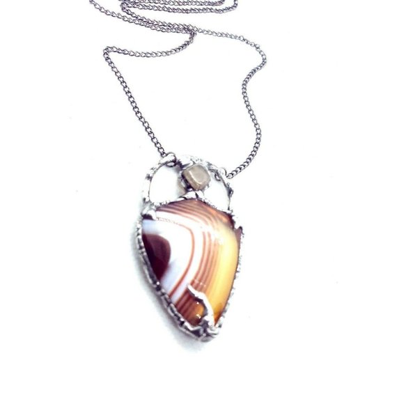 Orange agate and rutilated quartz crystal necklace jewelry handmade - Picture 4 of 12